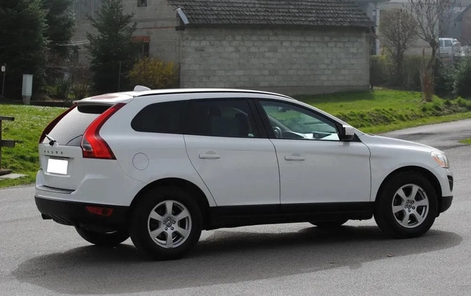 Volvo XC 60 cena 46900 przebieg: 301000, rok produkcji 2010 z Czyżew małe 379